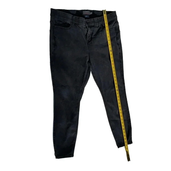 Torrid Bombshell Skinny Premium Stretch Womens Jeans in Black 22R - Picture 4 of 10